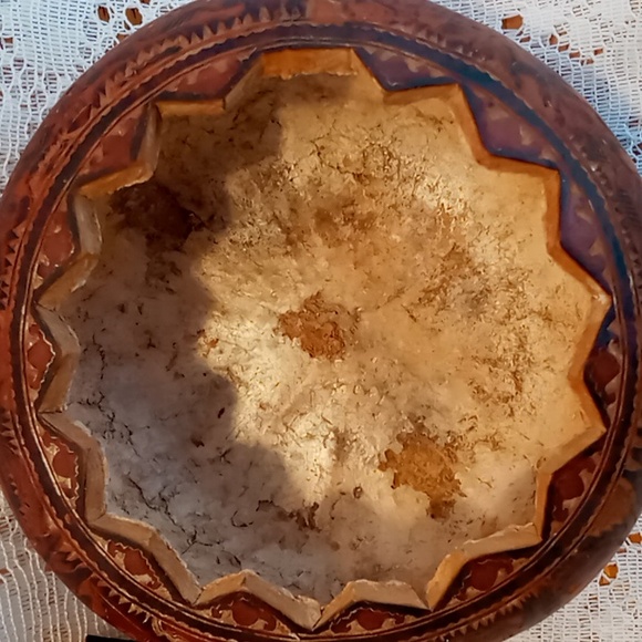 Vintage Hand Crafted/Carved Gourd Peruvian Folk Art Trinket Box Signed - Picture 10 of 15